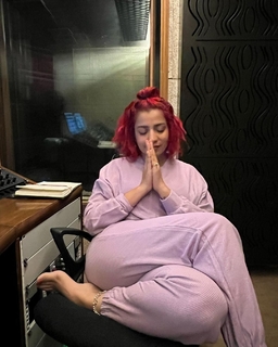 Jasmine Sandlas feet photo 18