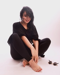 Jasmine Sandlas feet photo 17