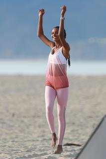 Jasmine Tookes feet photo thumbnail