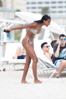 Jasmine Tookes feet photo thumbnail