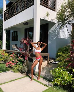 Jasmine Tookes feet photo thumbnail