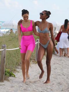 Jasmine Tookes feet photo thumbnail