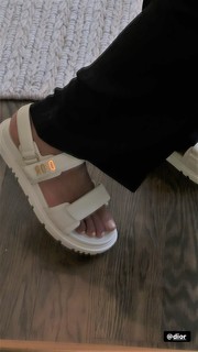 Jasmine Tookes feet photo thumbnail