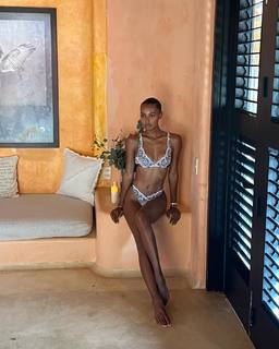 Jasmine Tookes feet photo thumbnail
