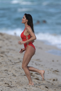 Jasmine Waltz feet photo 14