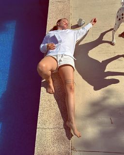 Jasna Fritzi Bauer feet photo 8