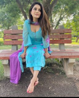 Jassi Kaur feet photo 14