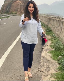Jassi Kaur feet photo 12