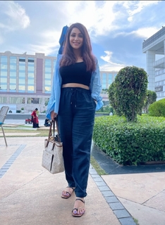 Jassi Kaur feet photo 9