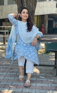Jassi Kaur feet photo 7