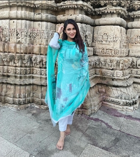 Jassi Kaur feet photo 1