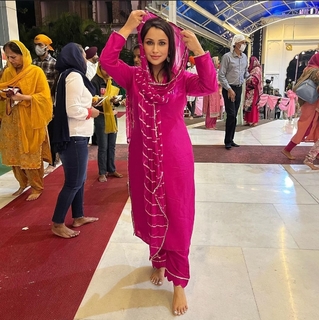 Jassi Kaur feet photo 14