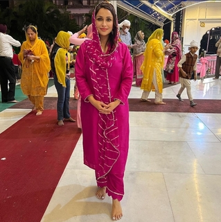 Jassi Kaur feet photo 13