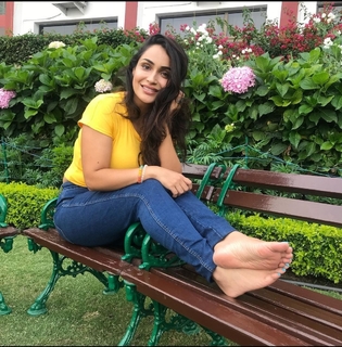 Jassi Kaur feet photo 18