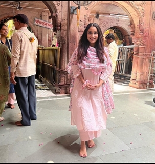Jassi Kaur feet photo 18