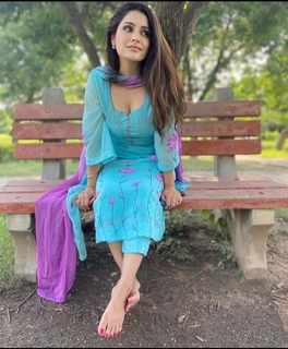 Jassi Kaur feet photo 4