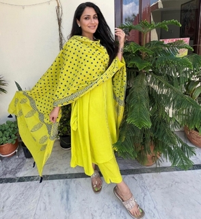 Jassi Kaur feet photo 4