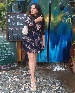Jassi Kaur feet photo 18