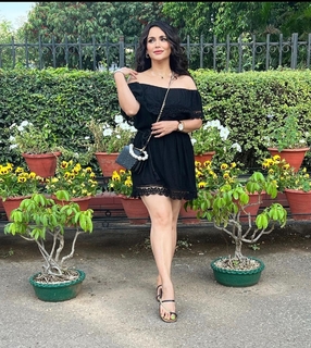 Jassi Kaur feet photo 12