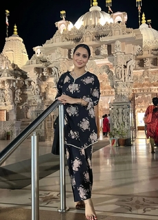 Jassi Kaur feet photo 9