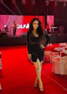 Jassi Kaur feet photo 11