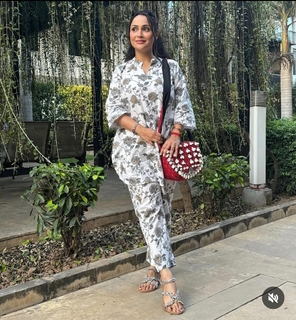 Jassi Kaur feet photo 2