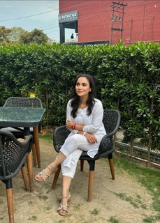Jassi Kaur feet photo 18