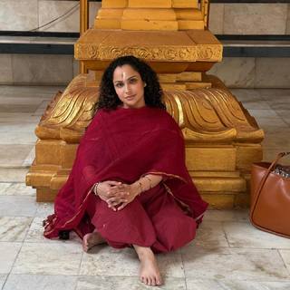 Jassi Kaur feet photo 14