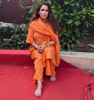 Jassi Kaur feet photo 15