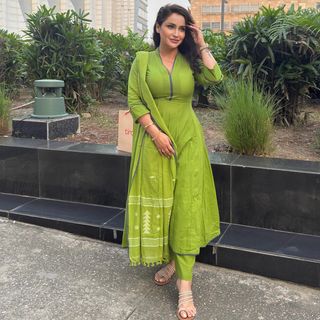 Jassi Kaur feet photo 4