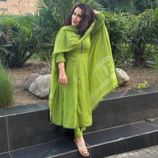 Jassi Kaur feet photo 1
