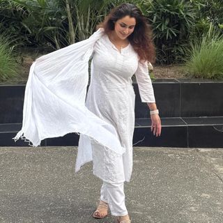 Jassi Kaur feet photo 19