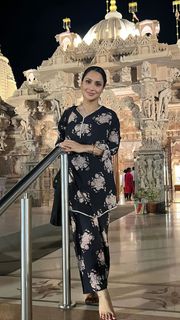 Jassi Kaur feet photo 10