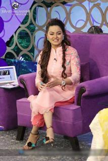 Javeria Abbasi feet photo 9