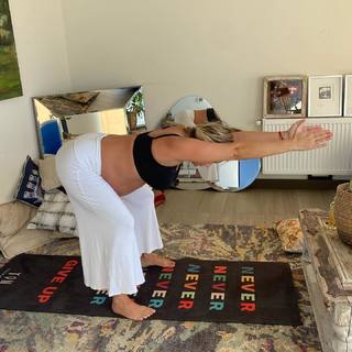 Javiera Acevedo feet photo 13
