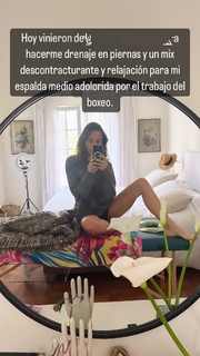 Javiera Díaz de Valdés feet photo 18
