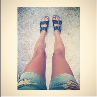 Javiera Díaz de Valdés feet photo 7