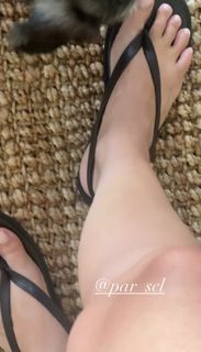 Javiera Díaz de Valdés feet photo 18
