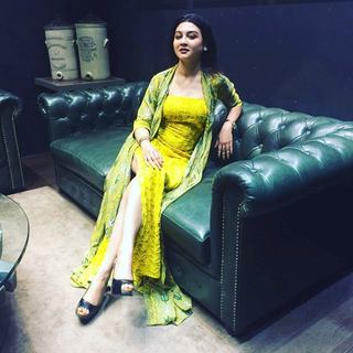Jaya Ahsan feet photo 13
