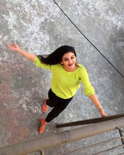 Jaya Ahsan feet photo 11