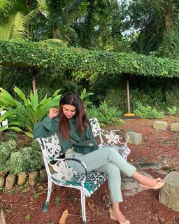 Jaya Ahsan feet photo 2