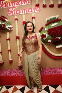 Jayapradha feet photo 13