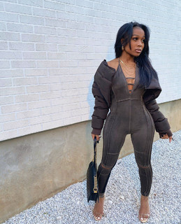 Jayda Cheaves feet photo thumbnail