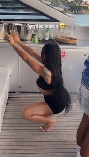 Jayda Cheaves feet photo thumbnail