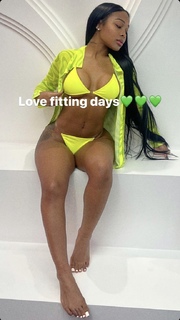 Jayda Cheaves feet photo thumbnail