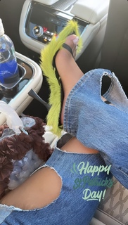 Jayda Cheaves feet photo thumbnail