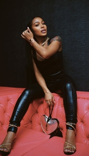 Jayda Cheaves feet photo thumbnail