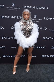 Jayda Cheaves feet photo thumbnail