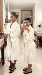 Jayda Cheaves feet photo thumbnail