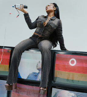 Jayda Cheaves feet photo thumbnail